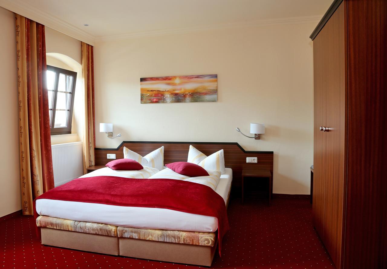 Landhotel Thuermchen Schirgiswalde-Kirschau Экстерьер фото